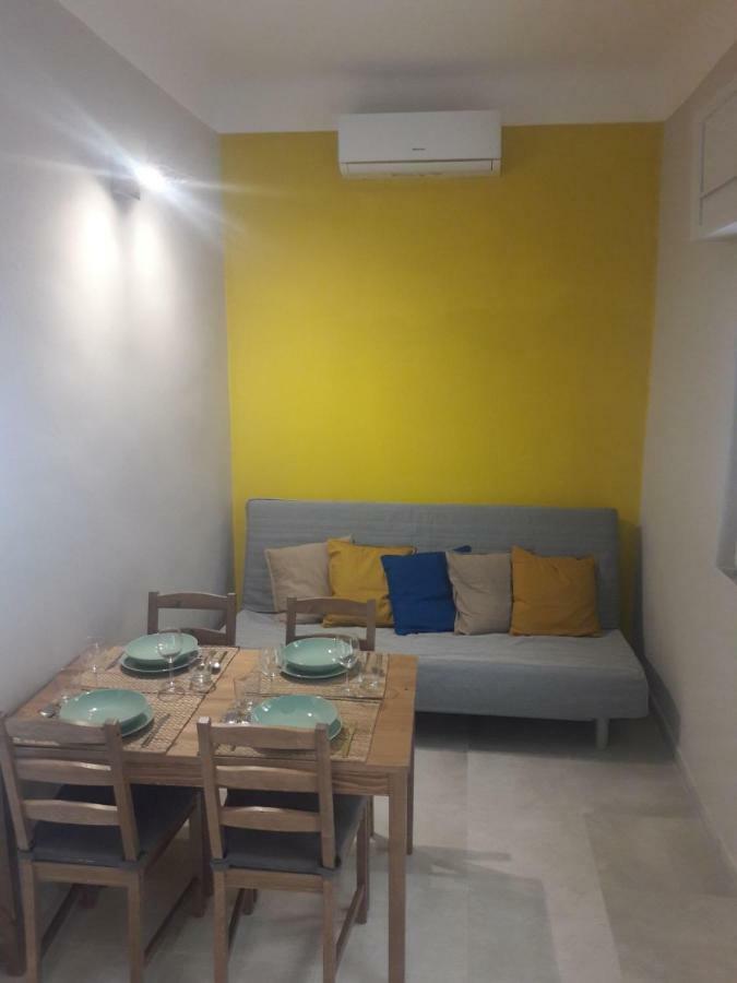 Signorile Street - Apartment Near The Sea Bari Exterior foto